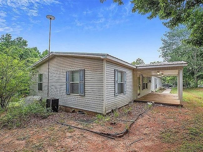 Photo of 128 Scroggs Cemetery Rd, Statesville, NC