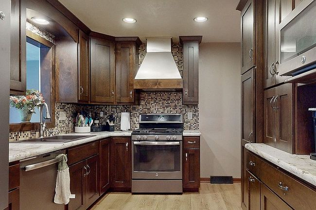 Photo of 513 S Edward Dr, Sioux Falls, SD