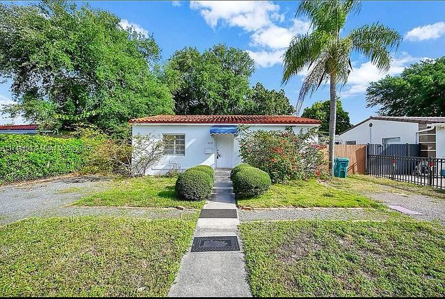 Photo of 4221 Sw 13th Ter