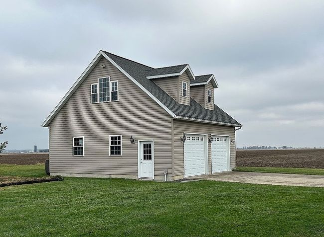 Image of 411 N Pointe Dr