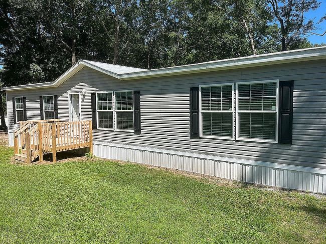 Preview of property located at 261 Lamplighter Dr