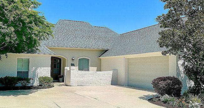 Photo of 14615 Grapevine Dr