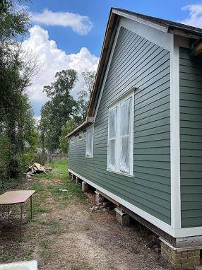 Preview of property located at 503 E Illinois Ave