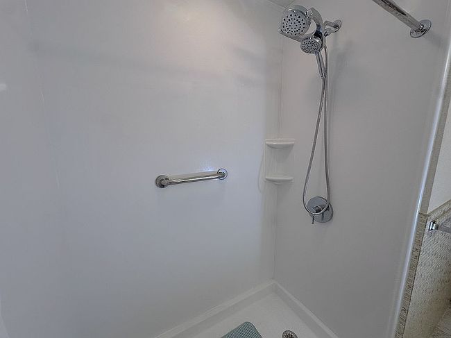 Photo of 709 7th Ave Nw, Independence, IA