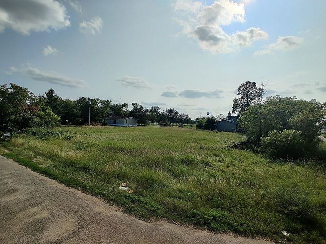 Preview of property located at 105 Ottertail Ave