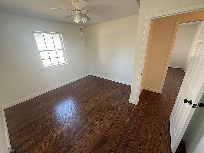 Image of 10120 Guilford Ave