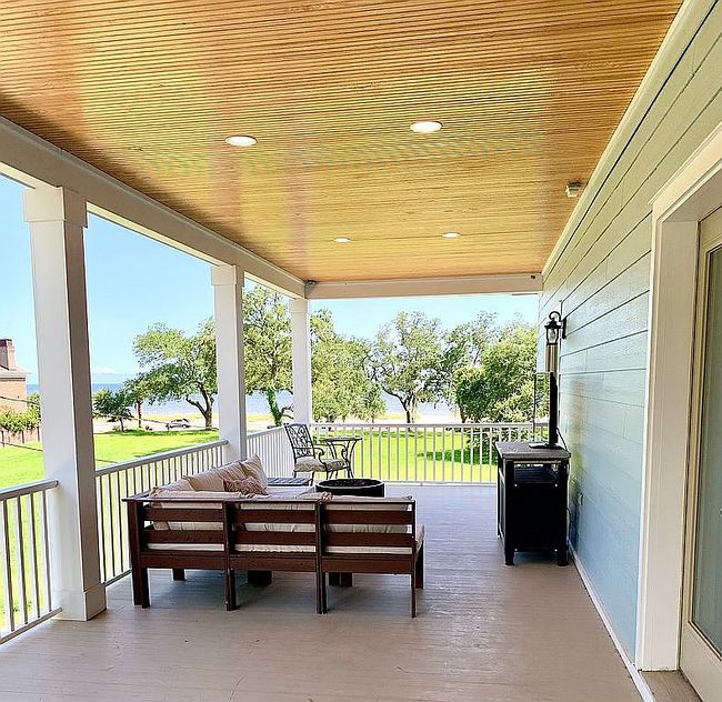 Photo of 631 2nd St, Gulfport, MS
