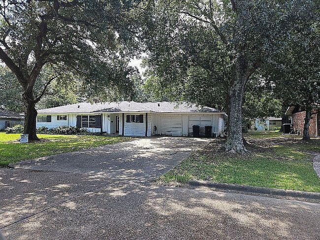 Image of 3221 Lay Ave