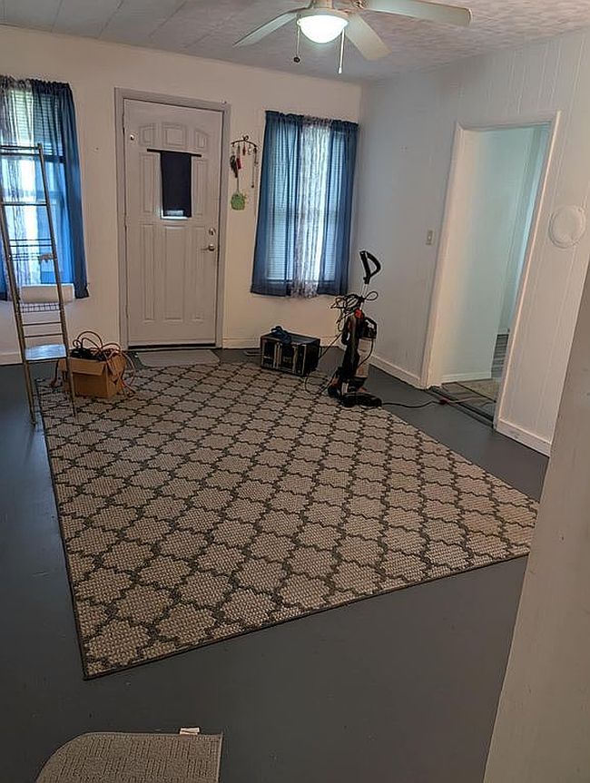 Preview of property located at 107 S Pine St