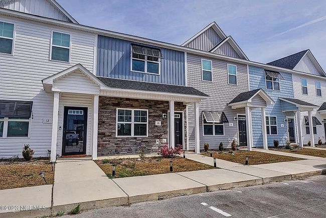 Photo of 10 Outrigger Dr, Swansboro, NC