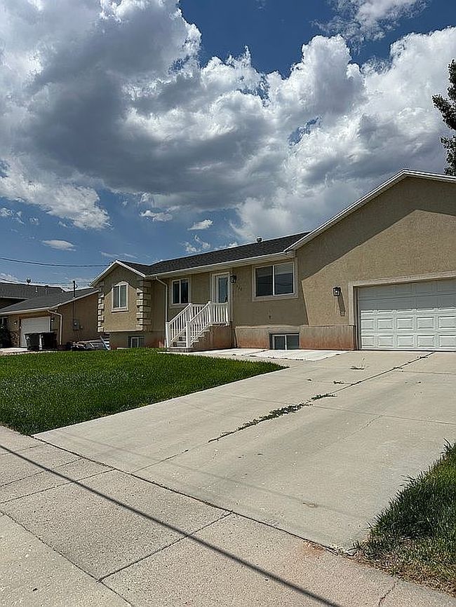 Photo of 330 W 700 S, Richfield, UT
