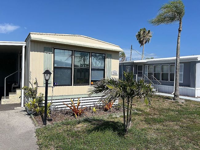 Image of 2086 Bamboo Ct
