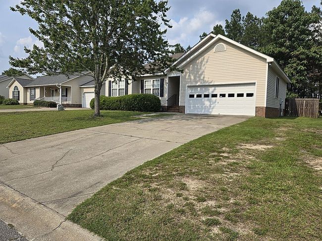 Photo of 141 Rosewood Ln, Lexington, SC