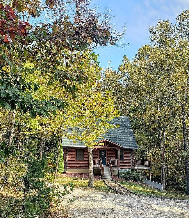 Photo of 12663 Turkey Hill Ln, French Lick, IN
