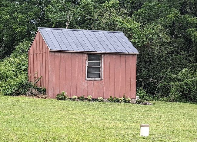 Image of 15484 Mountain Rd