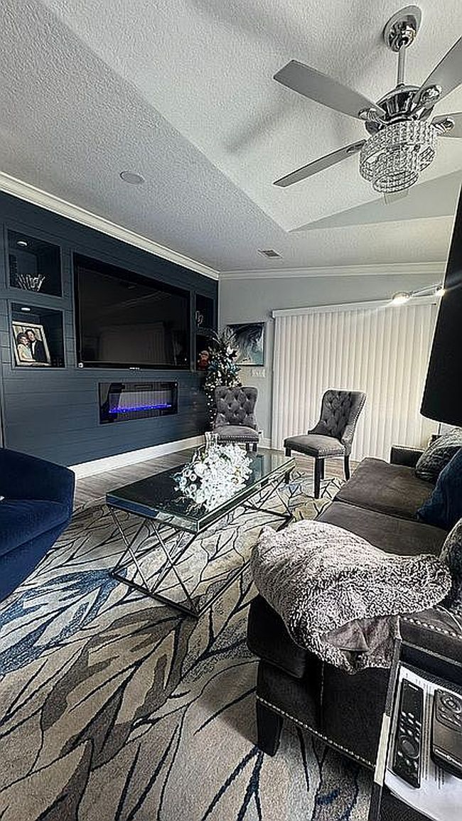 Image of 837 Royal View Cir