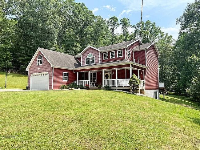 Photo of 130 Whiteberry Holw, Mineral Wells, WV