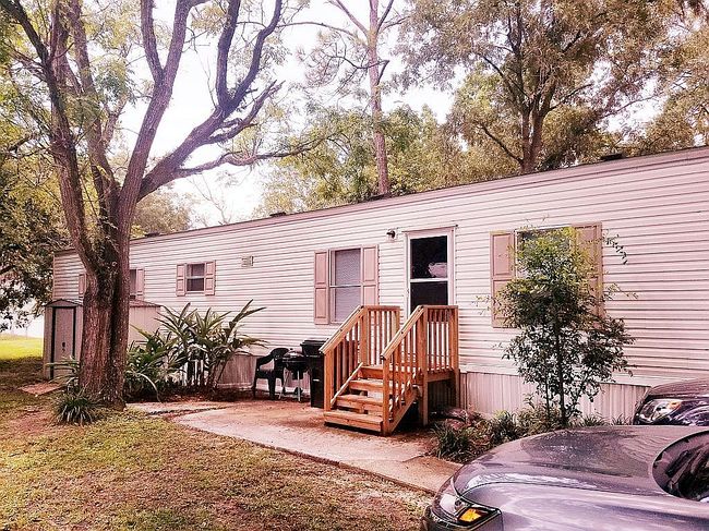Photo of 110 Castle Dr, Gainesville, FL