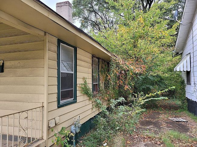 Photo of 2103 Florida St, Memphis, TN