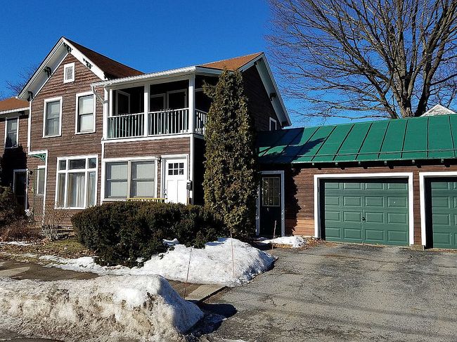 Photo of 12 Warren St, Saratoga Springs, NY