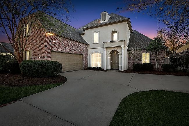 Photo of 15412 Campanile Ct, Baton Rouge, LA