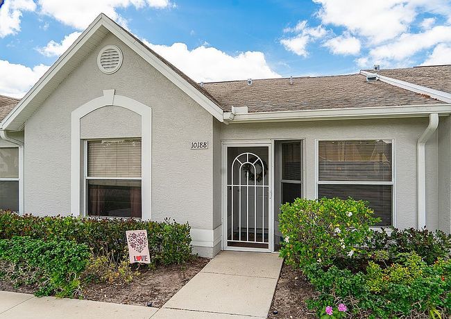 Photo of 10188 Regent Cir, Naples, FL