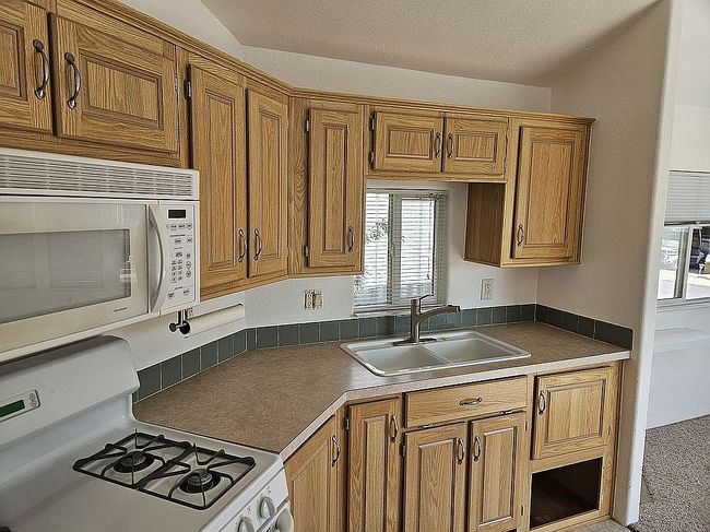 Image of 26734 Peach St #88