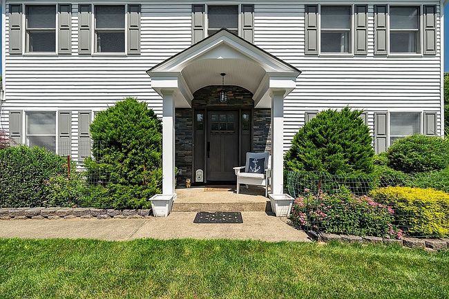 Photo of 12 Sloane Ct, Stony Pt, NY