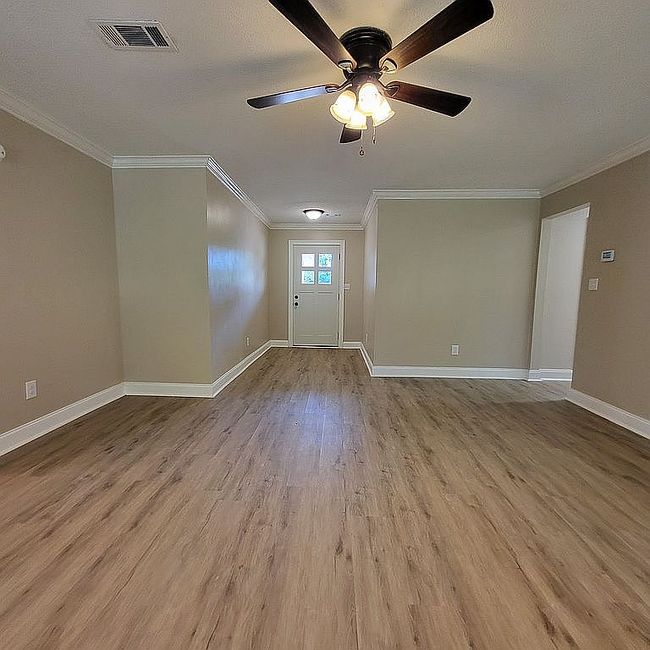 Additional photo 1 of property located at 103 Ridley Ct