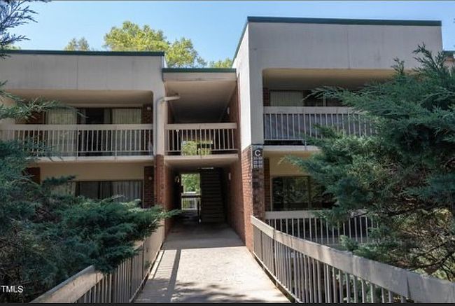 Photo of 500 Umstead Dr Apt F102, Chapel Hill, NC