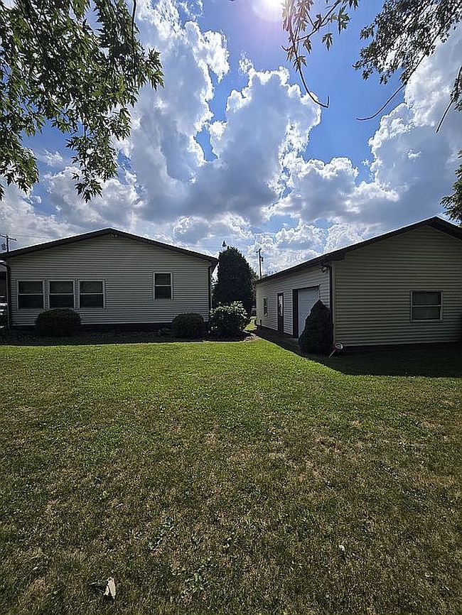 Photo of 178 Edison St, Uniontown, PA
