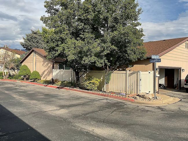Photo of 621 Coachman Way