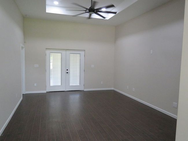 Image of 820 N Bowie St