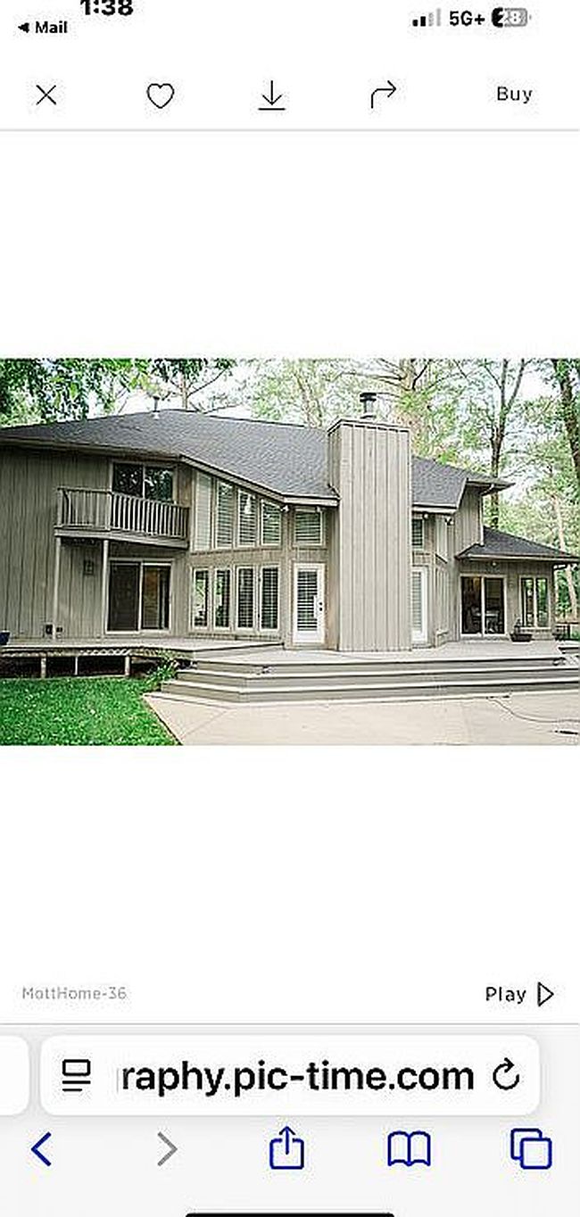 Additional photo 2 of property located at 142 Deer Path Ln