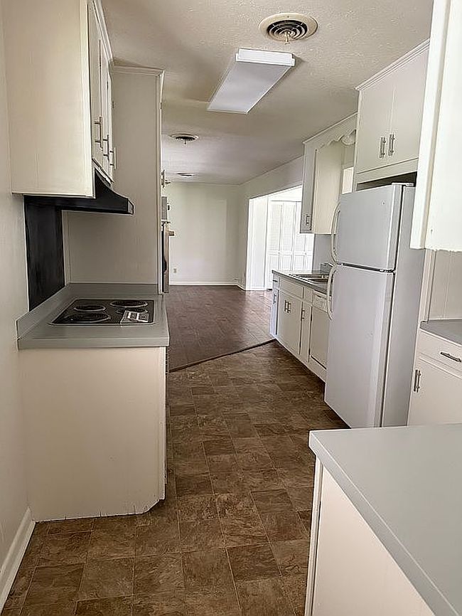 Image of 1303 Van Buren Ave
