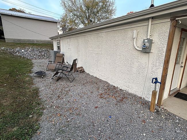 Image of 329 Stewart St