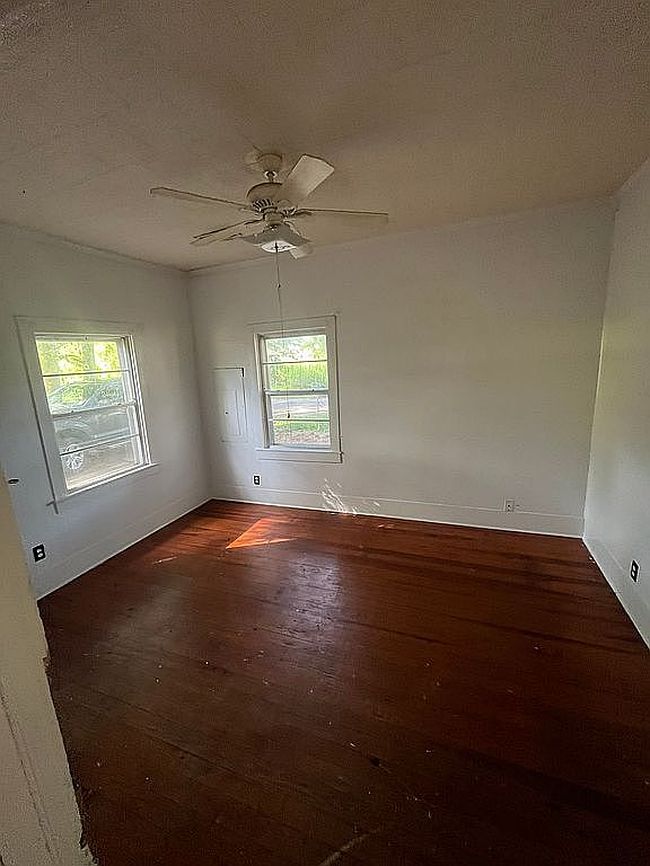Photo of 415 Court St, Ville Platte, LA