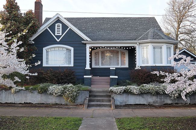 621 Ne Ainsworth St, Portland, OR