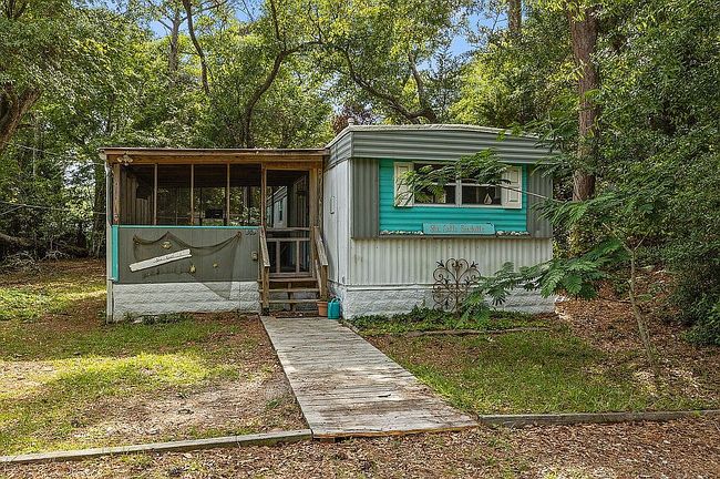Photo of 309 Bay Tree Ln, Emerald Isle, NC