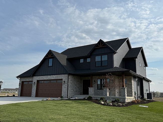 Image of 7423 Macedon St