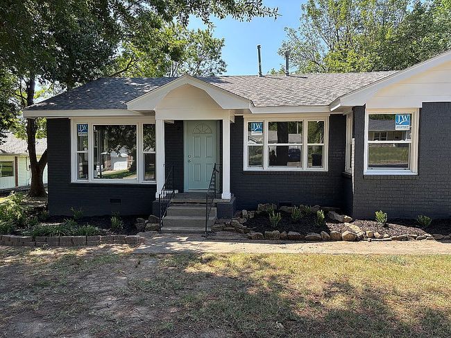 Photo of 718 Indiana Ave