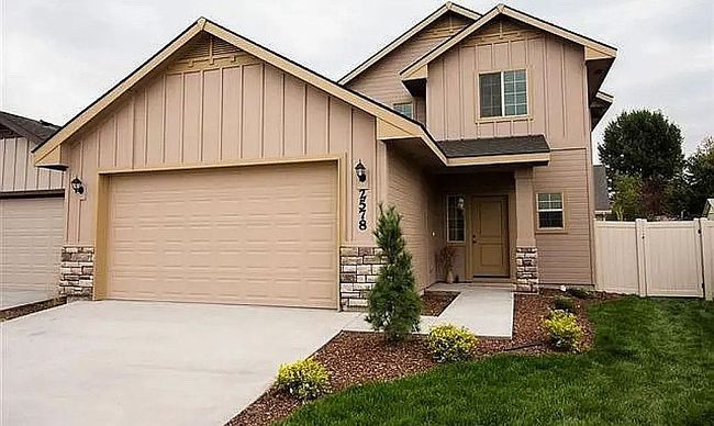 Preview of property located at 2578 N Tuscan Ave