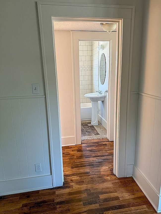 Photo of 440 N Riddle Ave, Colby, KS