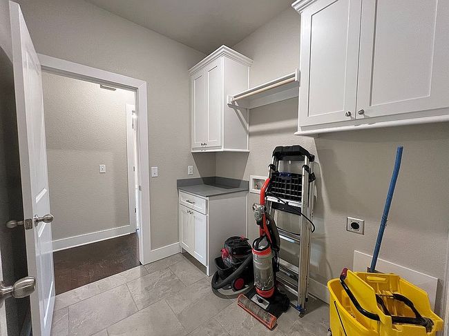 Image of 2400 Buckside St