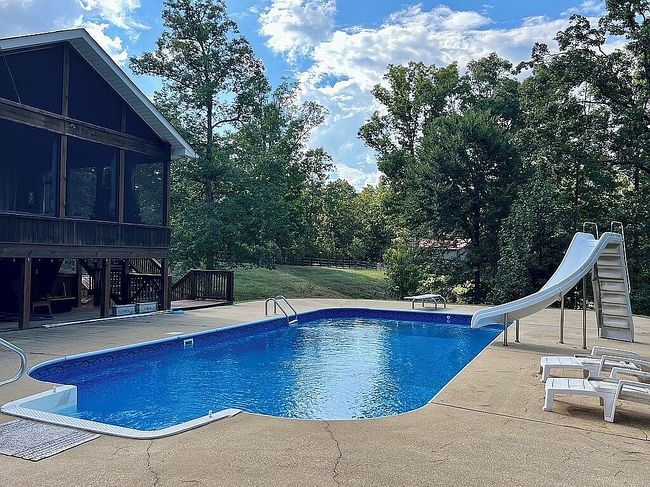 Preview of property located at 13745 Landview Dr