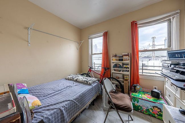 Image of 9729 88th St