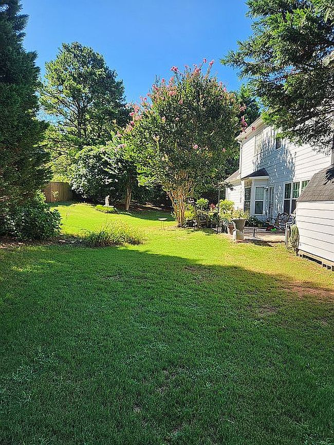 Photo of 800 Roget Ct, Lawrenceville, GA