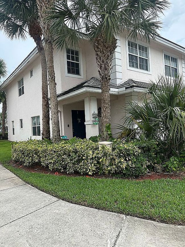 Photo of 3030 Nw 30th Ave, Oakland Park, FL