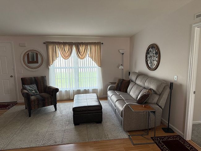 Photo of 325 Easy St, Horseheads, NY