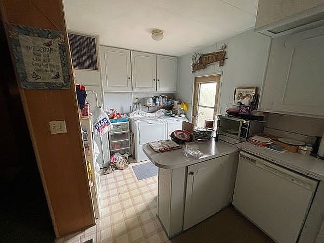 Image of 658 S 57th St Space 39